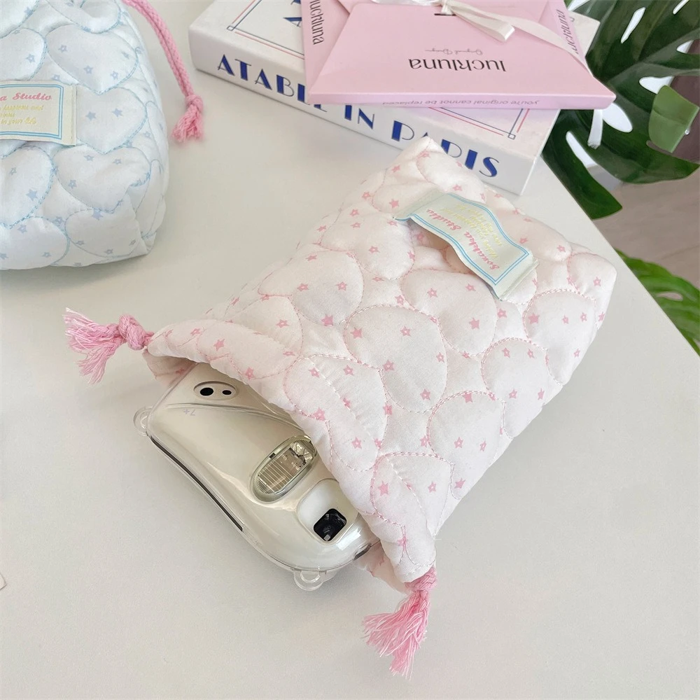 Star Pattern Quilted Drawstring  Makeup Bag Soft Makeup Storage Pouch for Camera Lipstick Small Electronics Organizer Case