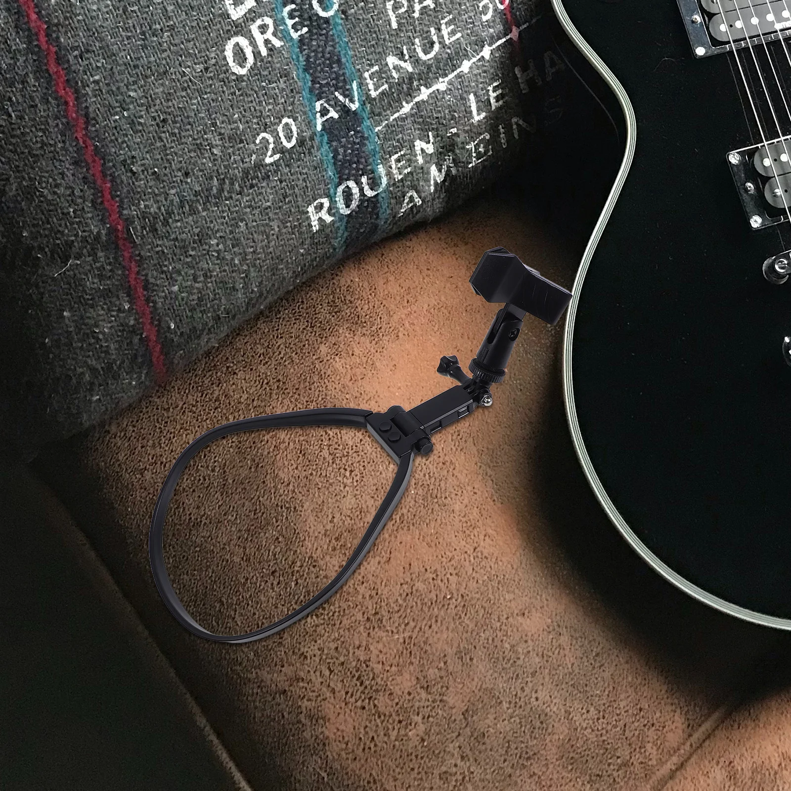 

Neck Microphone Holder Adjustable Hands-Free Mic Rack For Stage Singing Performance Lightweight Wind-Noise Reduction