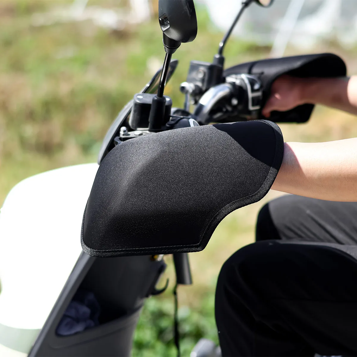1 Pair Motorcycle Grip Handlebar Muffs Windproof Sun Protection Breathable Handguards Motorbike Handle Cover Gloves for