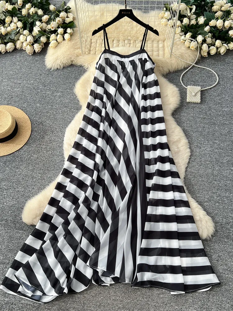 

Новое летнее женское платье 2026 года без рукавов с открытыми плечами, асимметричное, в стиле пэчворк, с черно-белым полосатым принтом, свободное, на бретелях, длинное
