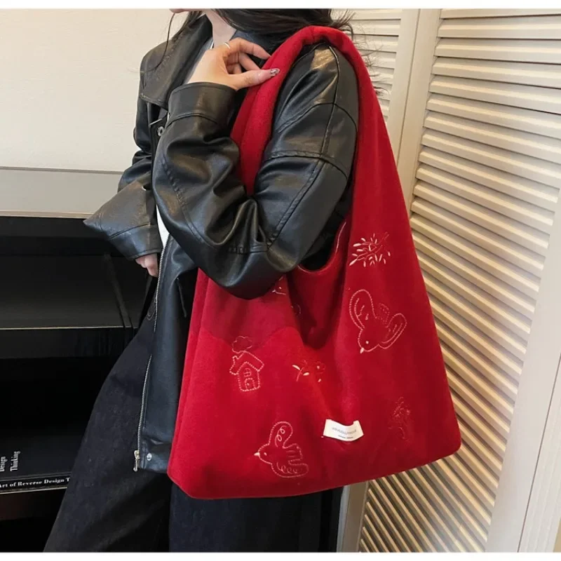 Solid Color Soft Flannel Large Capacity Shoulder Bags Fashion Elegant Concise Handbags 2026 Hot Sale Youth Sweet Bags for Women