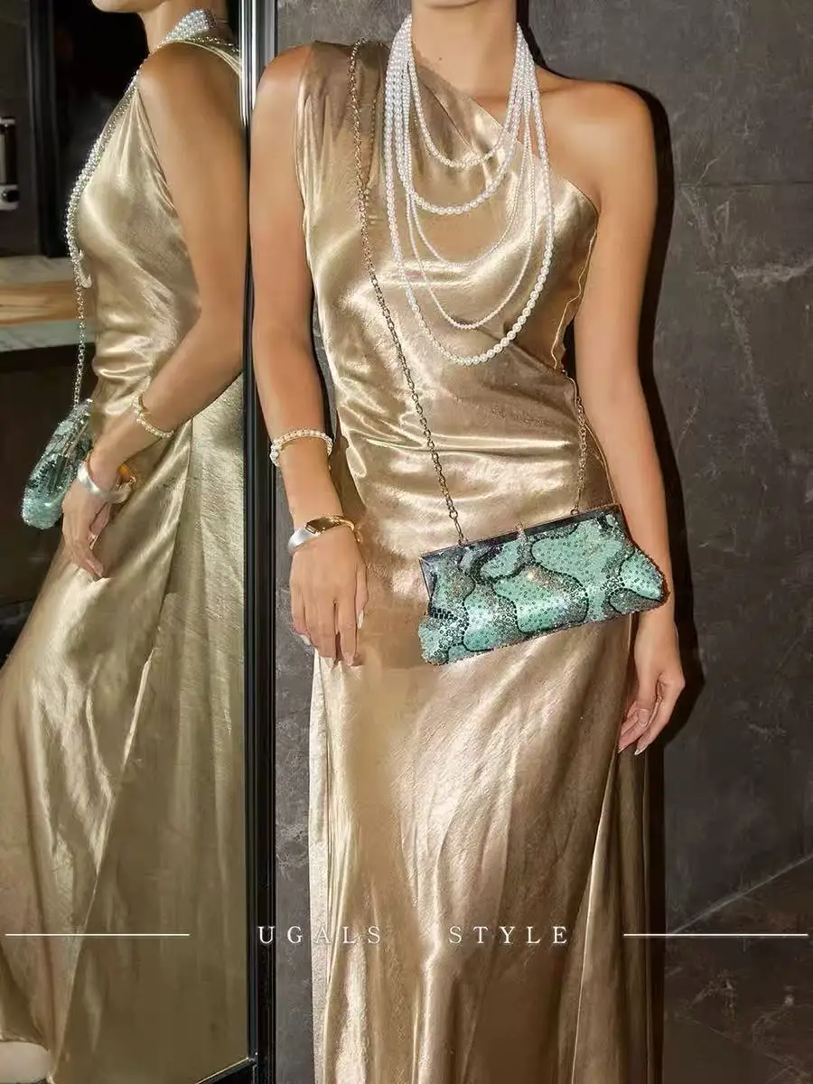 Glitter Shiny Sequins Beads Beaded Clutch Purse Women Handbag Luxury Fashion Evening Bag Wedding Party Banquet Bag Shoulder Bag