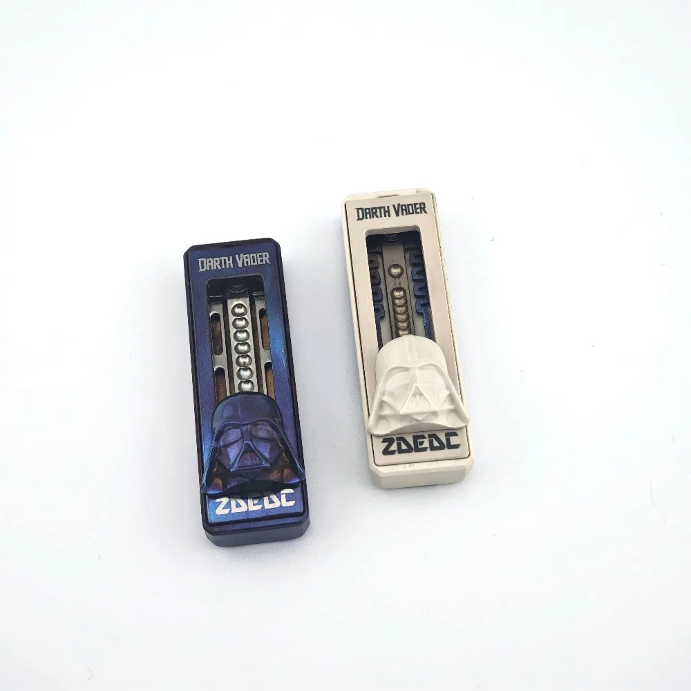 ZDEDC diapasón de Metal guerrero negro trinquete mecánico denso empuje directo yema del dedo tarjeta de empuje juguete de descompresión