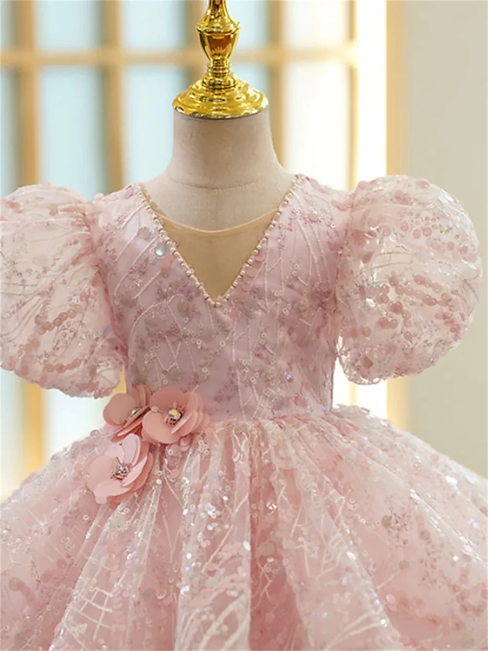 Vestidos florales de lentejuelas para niñas pequeñas, ropa de actuación rosa brillante, Manga corta asimétrica, Princesa, ajuste dulce, 3-10 años