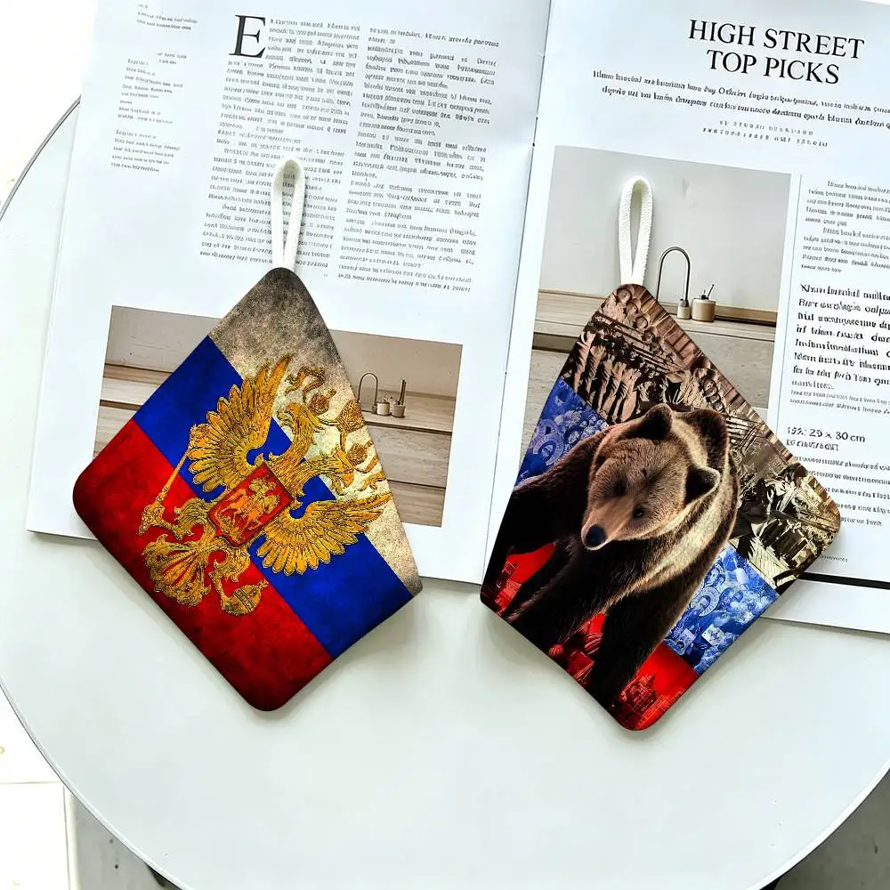 Russian Flag Anime Soft Polyester Cotton Towel, Hanging Kitchen Style Hand Wiping Cloth for Restaurant Home