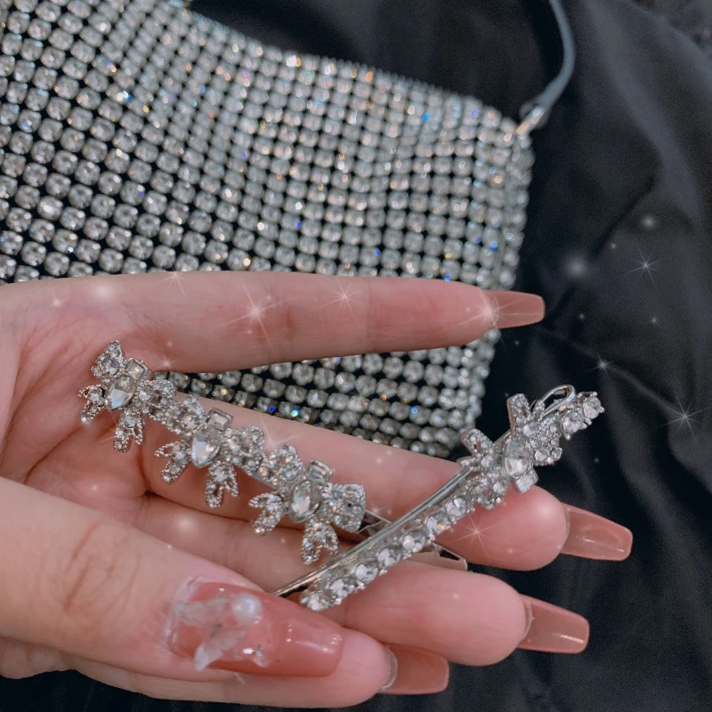Sparkling Crystal Bow Hair Clips 2 Pcs Set Elegant Sweet Design Non-Slip Grip for Women Girls Wedding Party Daily Use Gift