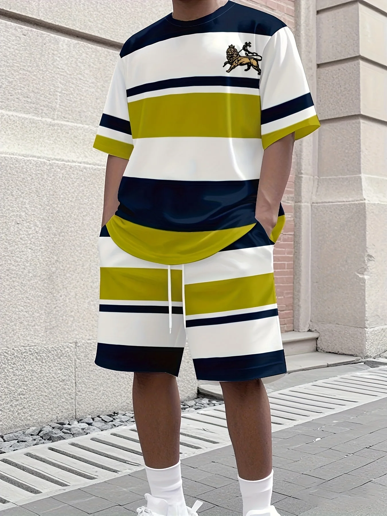 New Summer Men's Fashion Striped Patchwork Print Set Comfortable Breathable Crew Neck T-Shirt Two-Piece Set Outdoor Casual Wear