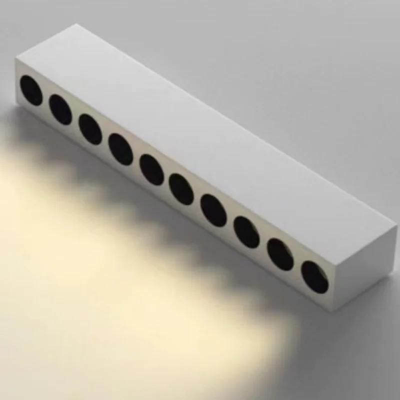 Surface mounted floodlight/spotlight line spotlights with non perforated ceiling design 10W20W, 85-265V