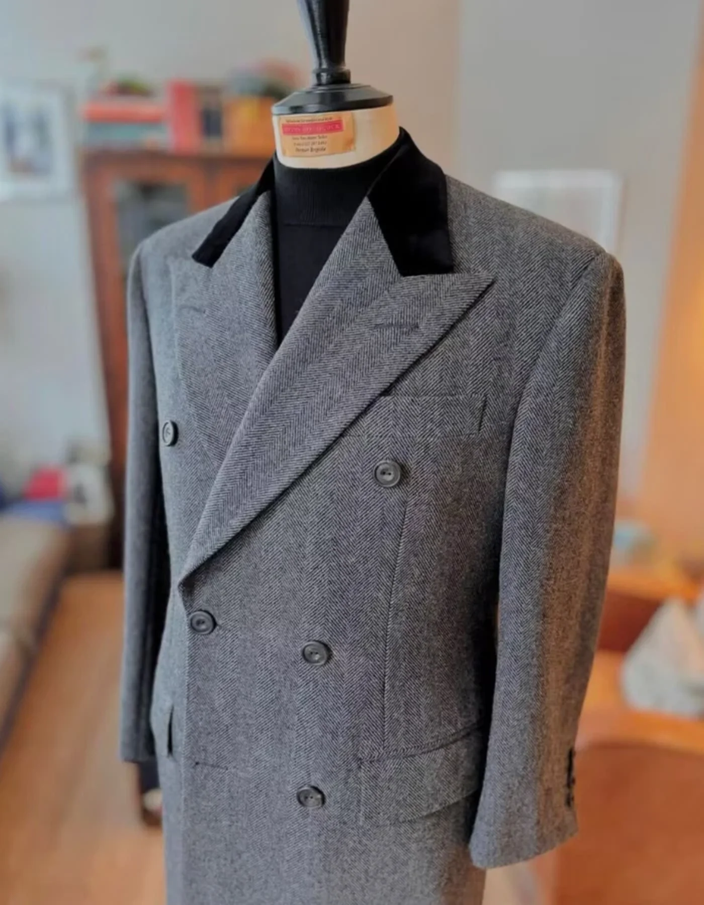 Vintage Grey Men's Long Overcoat Woolen Blend Peak Lapel Double Breasted Herringbone Regular Fit Winter Warm Business Customized