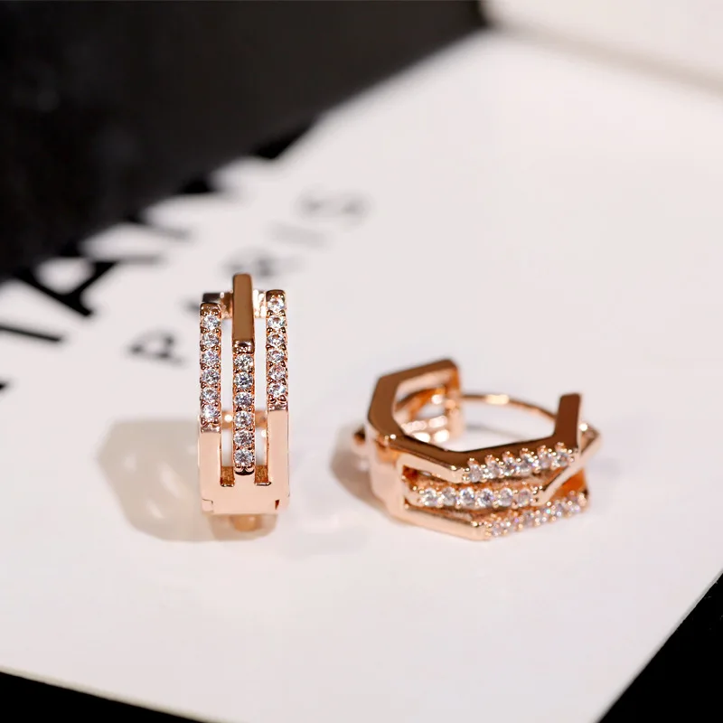 Fashionable, Personalized, Micro Studded, Unique Earrings with Circles, Light Luxury, High-End Feeling, Ear Studs, Earrings for