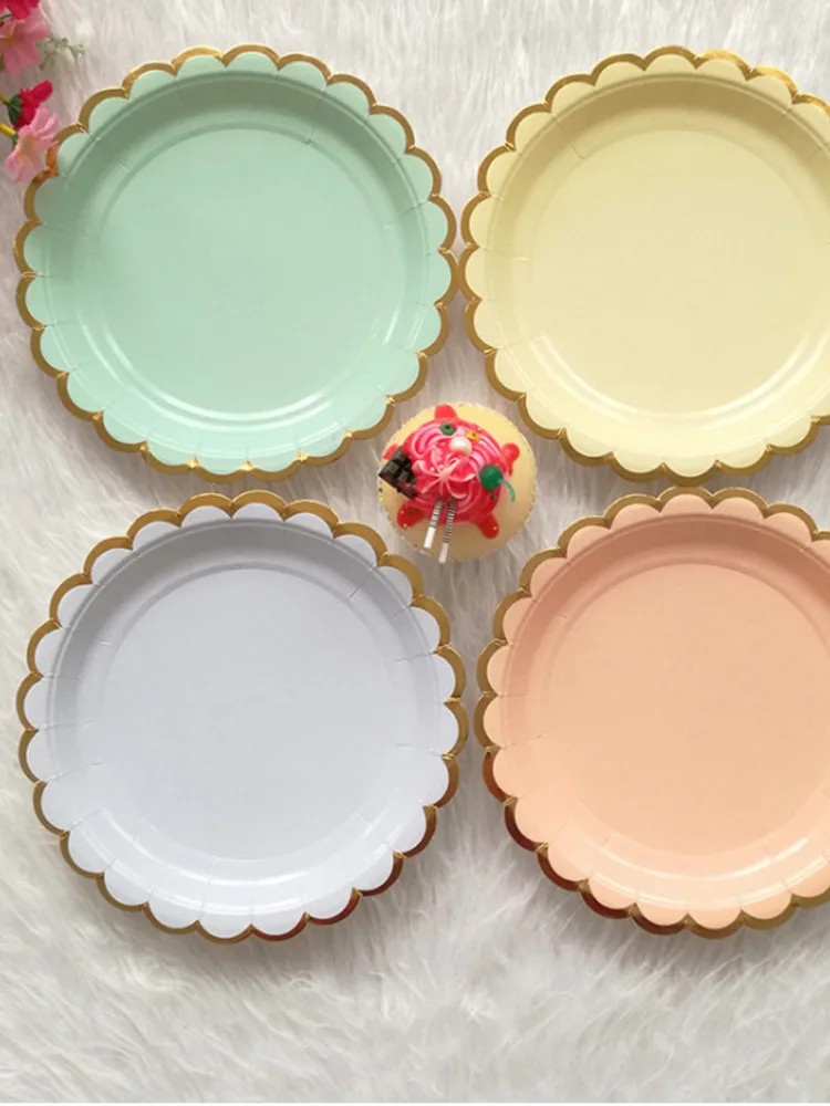 Assiettes en papier jetables estampillées en or de 7 pouces, 8 pièces, assiettes à dessert pour gâteaux de fête pour enfants, assiettes en papier jetables, vente en gros