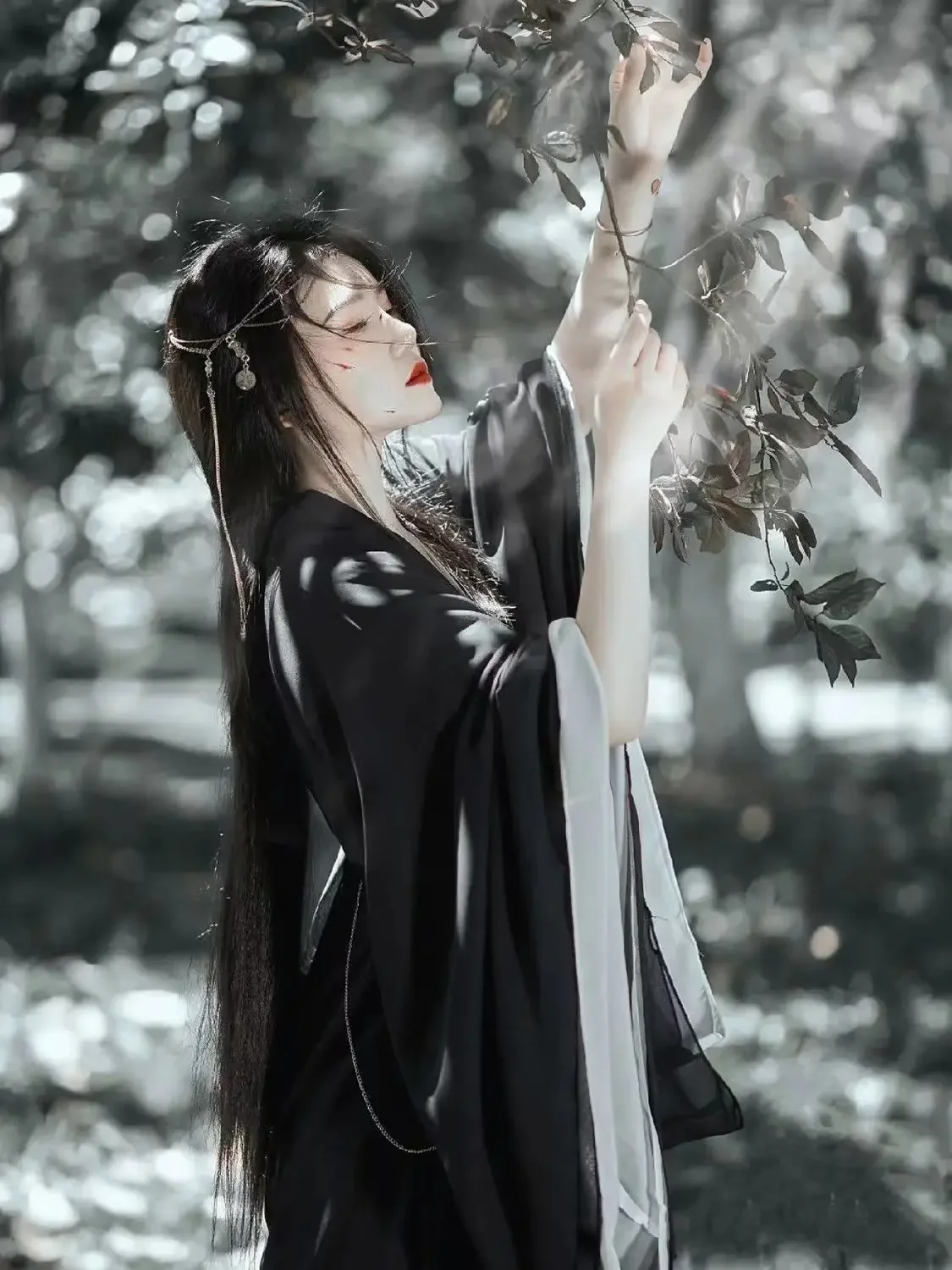 ชุดเดรสสีดำและสีขาวแบบดั้งเดิมสไตล์ราชวงศ์ Weijin Hanfu โบราณชุดเดรสแบบจีน