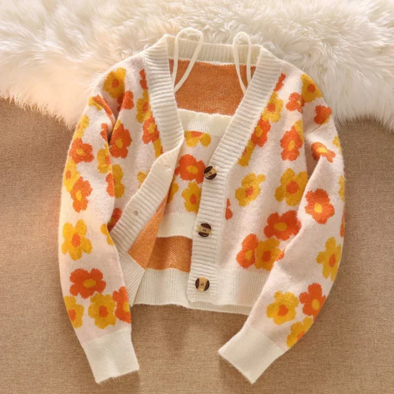 Hikigawa Chic Fashion Women V Neck Long Sleeve Casual Floral Knitted Cargidan Coat + Sweet Y2k Sexy Camisole Tank Top 2-częściowy zestaw