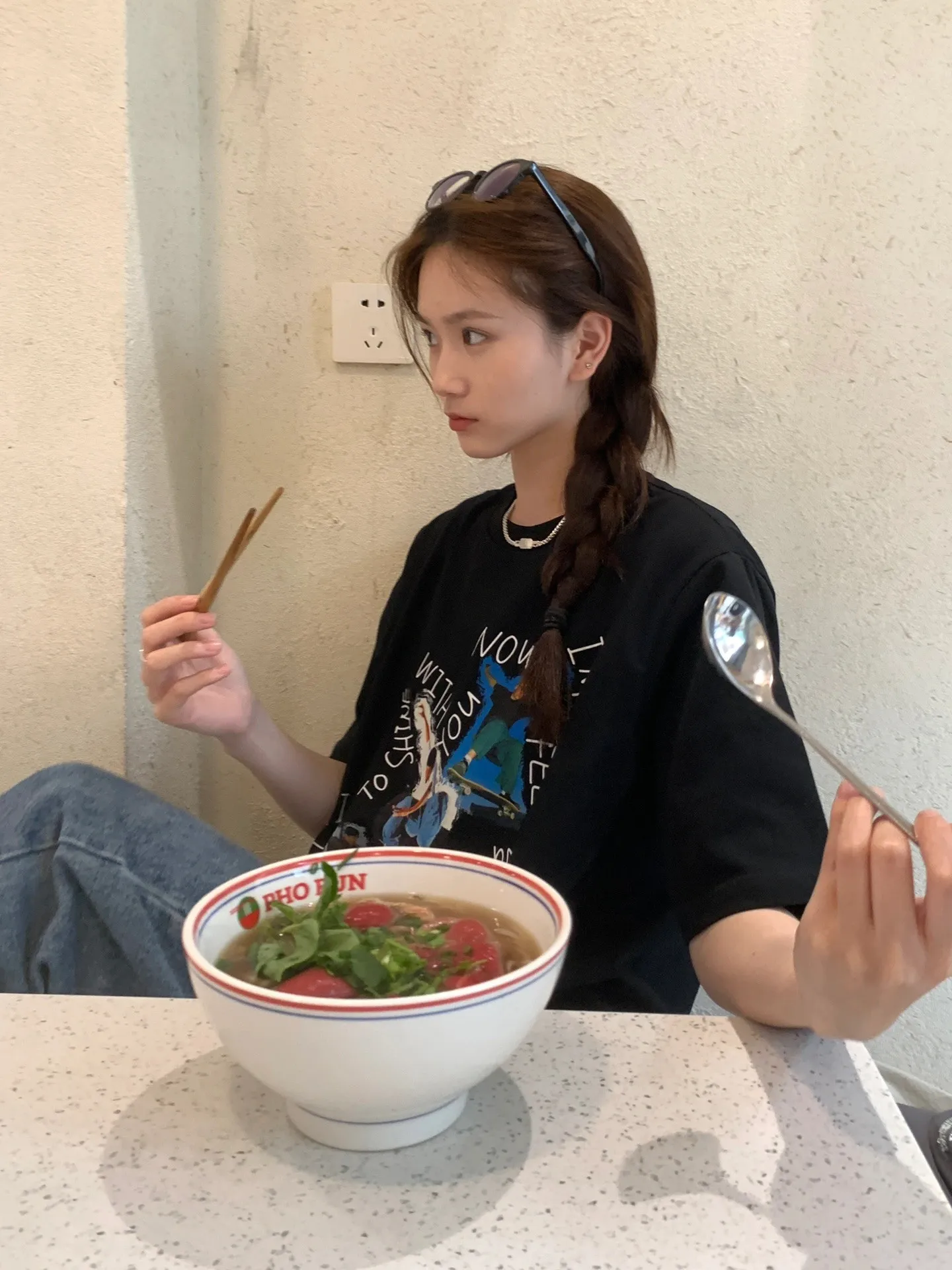 Camiseta holgada con estampado fiti pintado a mano para mujer, ropa de calle informal de verano, Camiseta de algodón INS Sle para pareja