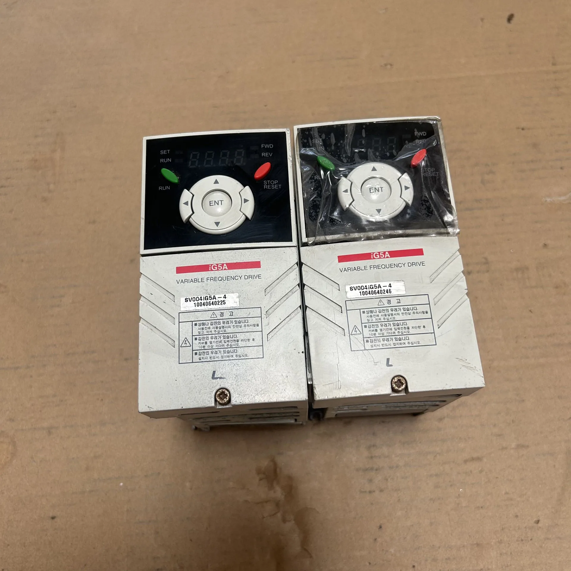 SV004iG5A-4 وحدة تحكم العاكس 0.4KW 380V ل LS SV004iG5A-4
