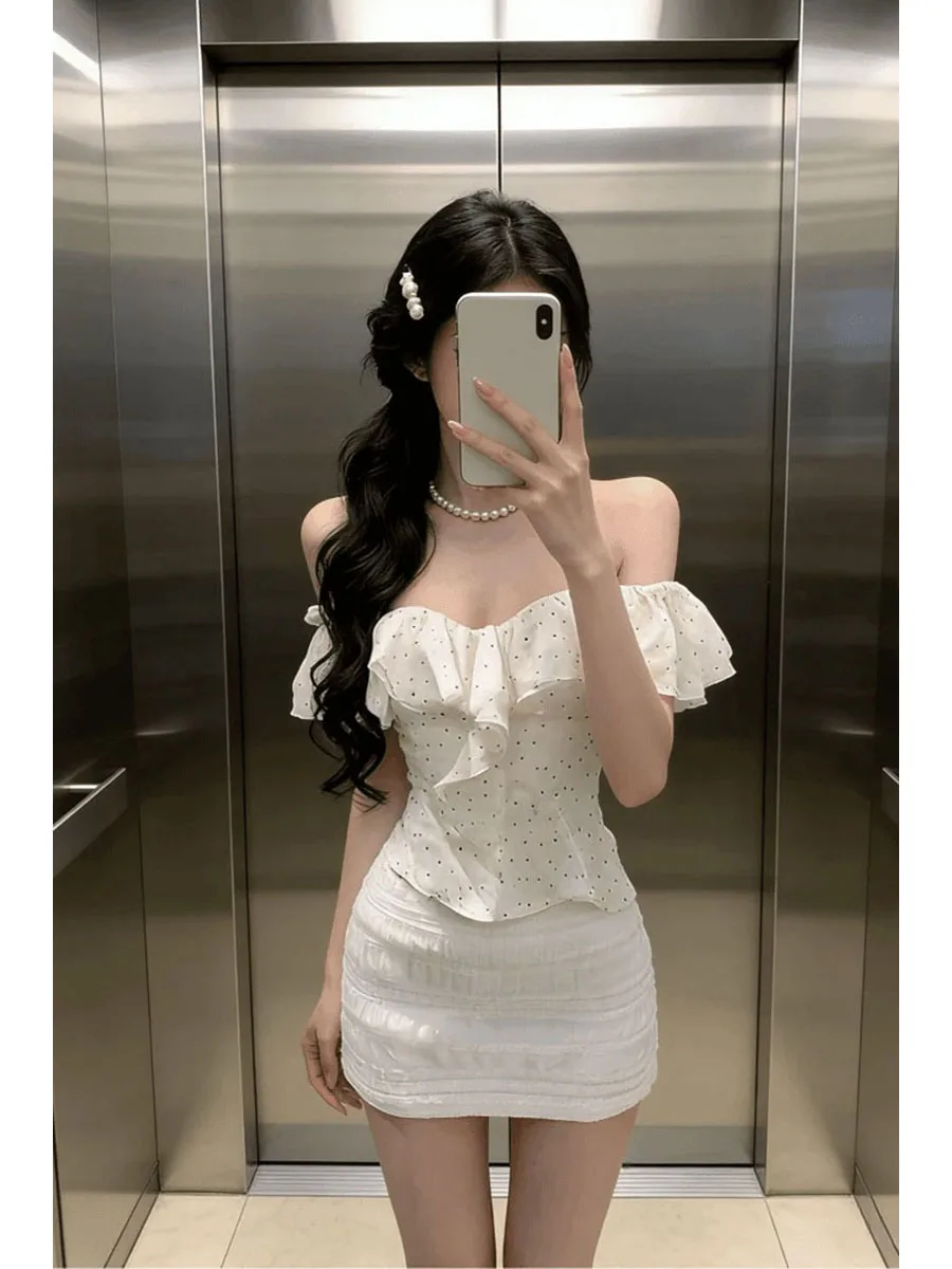 

Summer 2026 White Polka Dot One Shoulder Ruffle Hem Top And Short Skirt Two Piece Set Women's Fashion Casual Style High Waist
