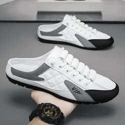 Trendige halbe Hausschuhe, flache Freizeitschuhe für Herren, klassische Sommerhausschuhe, flache Herren-Sneaker, prägnante Herren-Sneaker, Slip-on-Hausschuhe für Herren