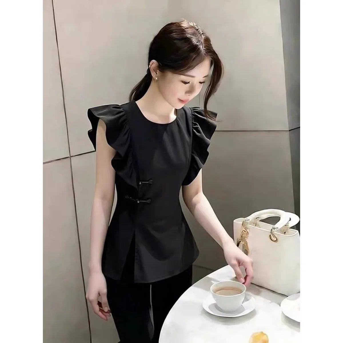 Harajuku Vintage Black Ruffle Sleeve Chinese Cheongsam Blouse Y2K Niche Round Neck Slim Fit Frog Button Sleeveless Top For Women