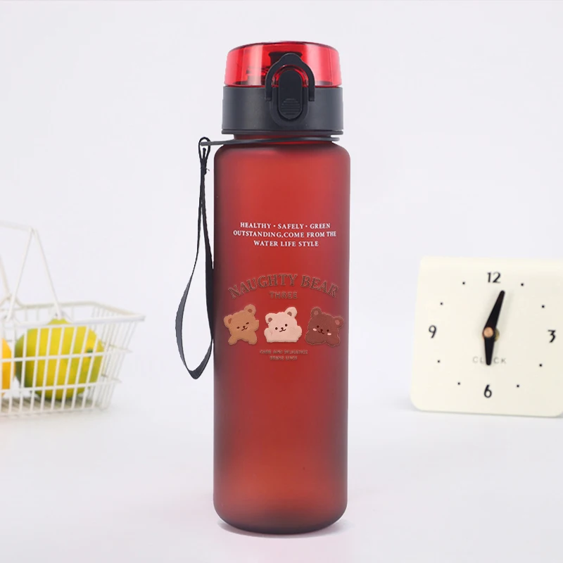 Cute Bear Outdoor Water Bottle 650ml Large Capacity Cartoon Printing Drink Bottle for Men Women Sport Fitness Straw Water Cups