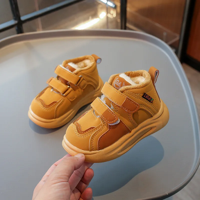 

Female Sneaker 2025 Autumn New Child Cotton Shoe Waterproof Casual Gril Shoes Warm Versatile Girls' Sneakers Zapatillas Hombre