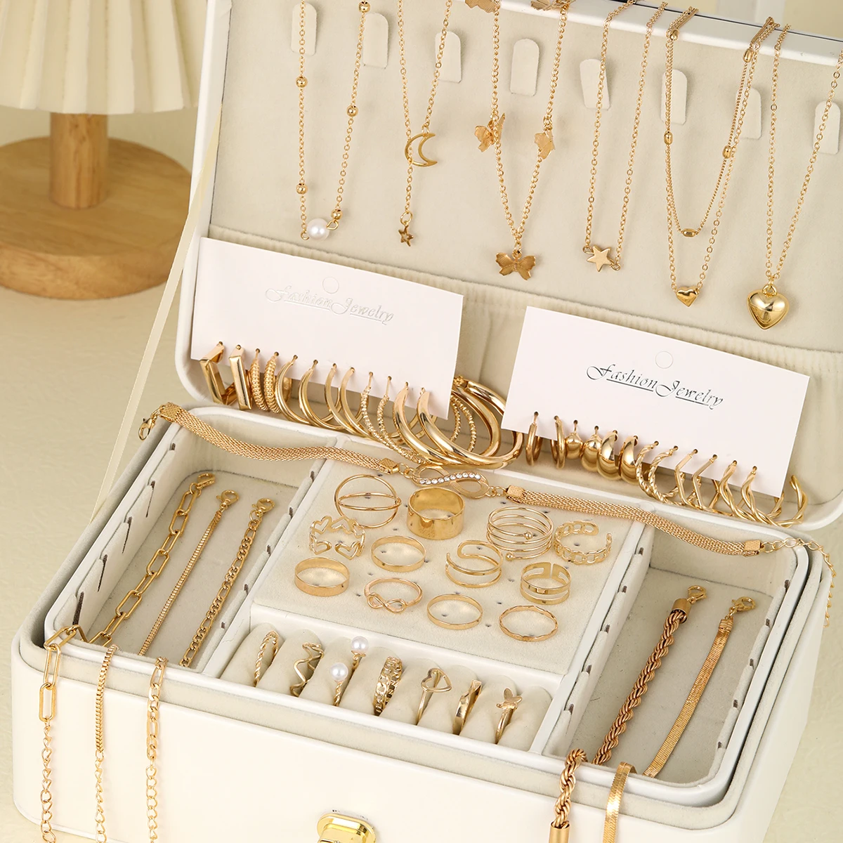 Elegant Vintage Chic Jewelry Set Including Pendant Necklaces,Twisted C-Hoop Earrings,Gold Color Rings,Bracelet ,Daily Outfits