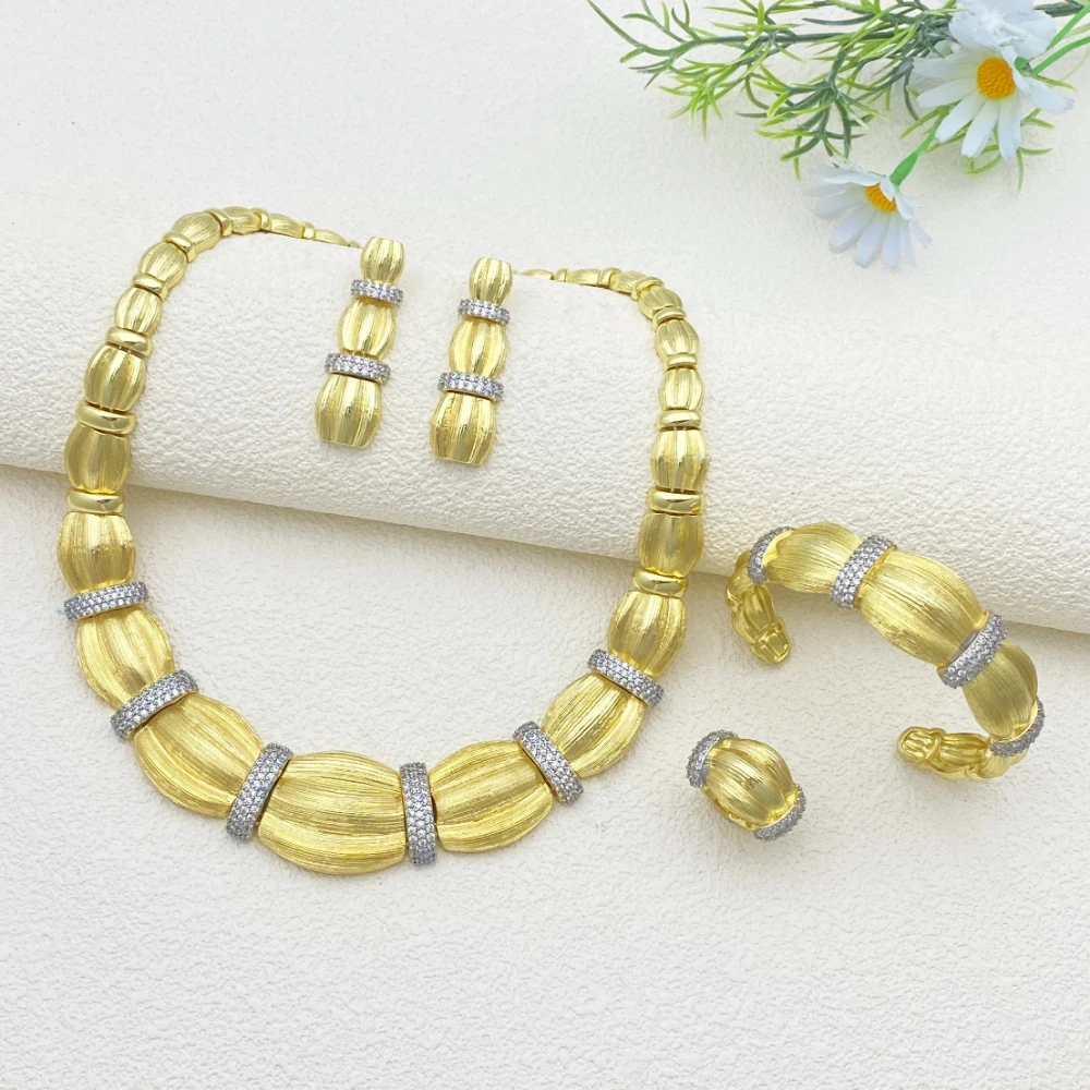 

Flora Dubai Luxury Party Focus Cubic Zirconia Women's Jewelry Set Gold-Plated Copper Bracelet Ring Necklace Earrings