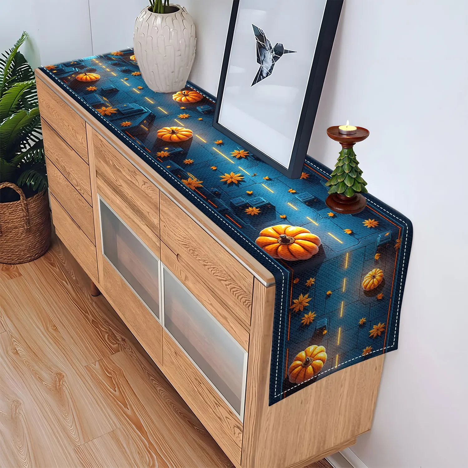 قطعة واحدة من مفرش طاولة على شكل يقطين الهالوين مع أنماط مشهد ليلي للمدينة، مناسبة لحفلات الهالوين ومشاهد الديكور المنزلي.