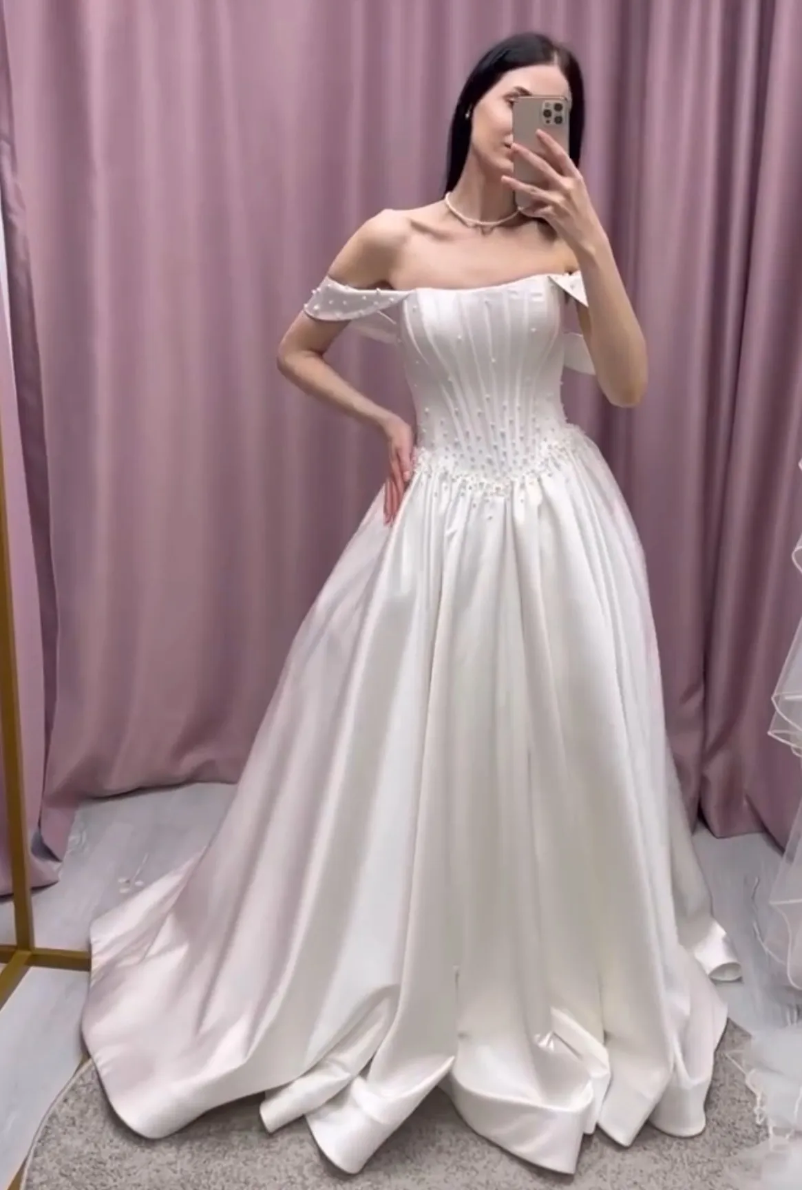 Vestidos de casamento de pérola fora do ombro a linha de alta qualidade vestidos de noiva de cetim rendas até voltar vestidos de noiva