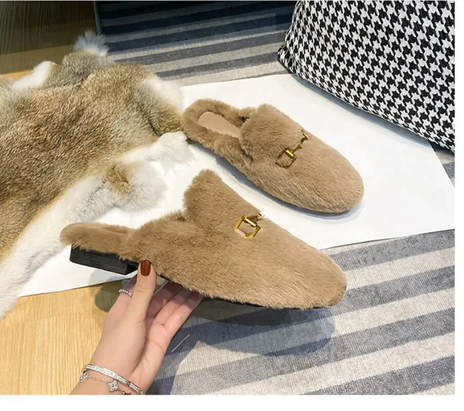 Women's Plush Flat Slippers Winter Home and Outdoor Shoes Metal Decorative Design Casual and Office Mules Large Size 41-44