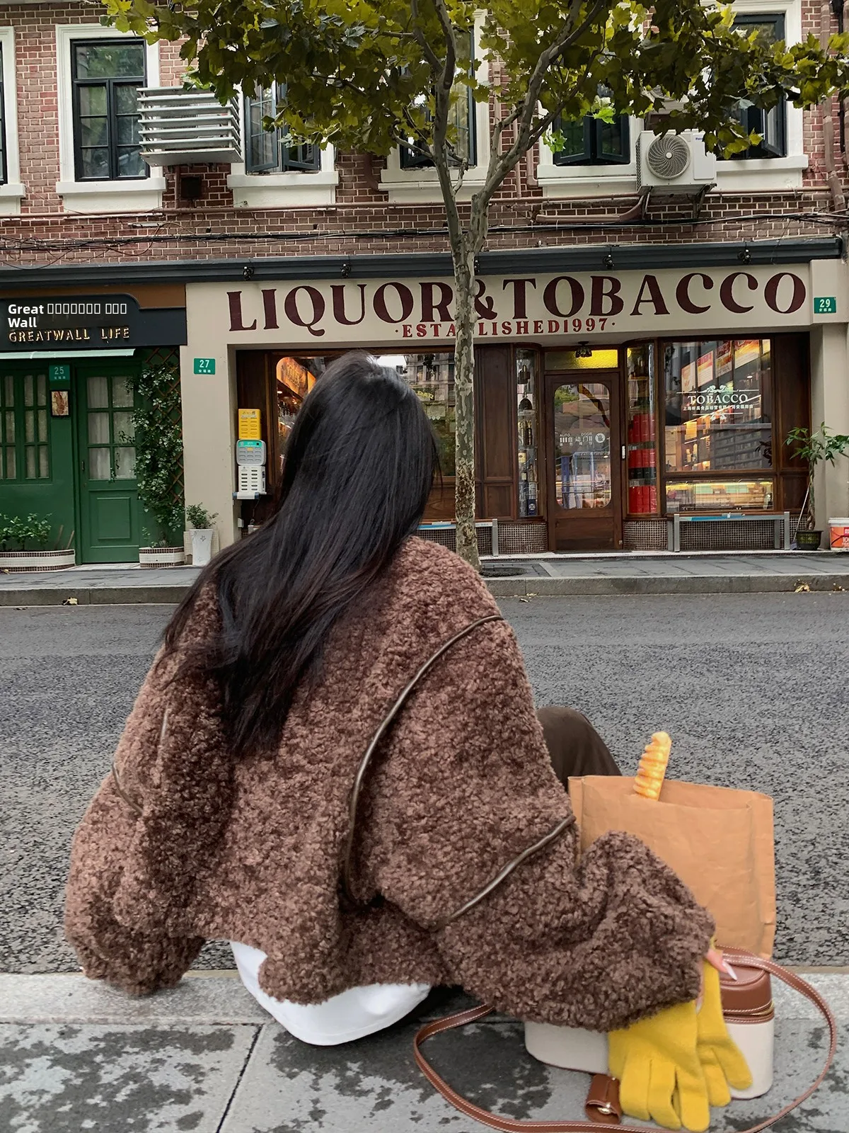 Damska, ocieplana kurtka zimowa, nowa, swobodna, luźna, z futerkiem, ciepła odzież wierzchnia z włókna poliestrowego, długi rękaw, okrągły dekolt, zamek błyskawiczny.