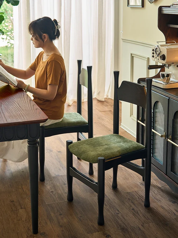 طاولة طعام فرنسية عالية الظهر مصنوعة من الخشب الصلب ومجموعة كرسي، كرسي منزلي أسود من القرون الوسطى #2