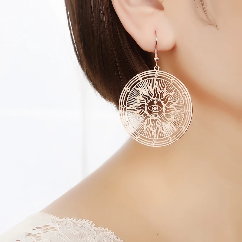 Classic Light Luxury Fashion Women's Gift Metal Jewelry Carved Copper Plate Flower Flakes Shiny Sun Gold Charming Eye Earrings