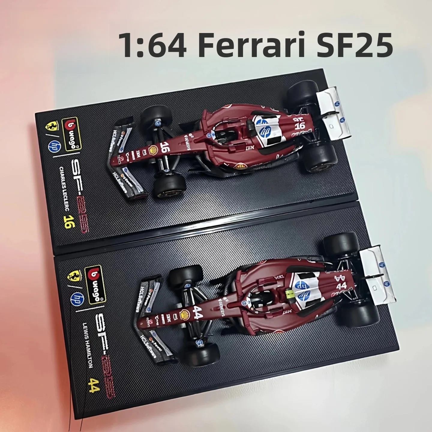 modele-de-voiture-de-course-burago-sf25-f1-modele-de-collection-en-metal-moule-sous-pression-a-l'echelle-1-64-leclerc-formule-1