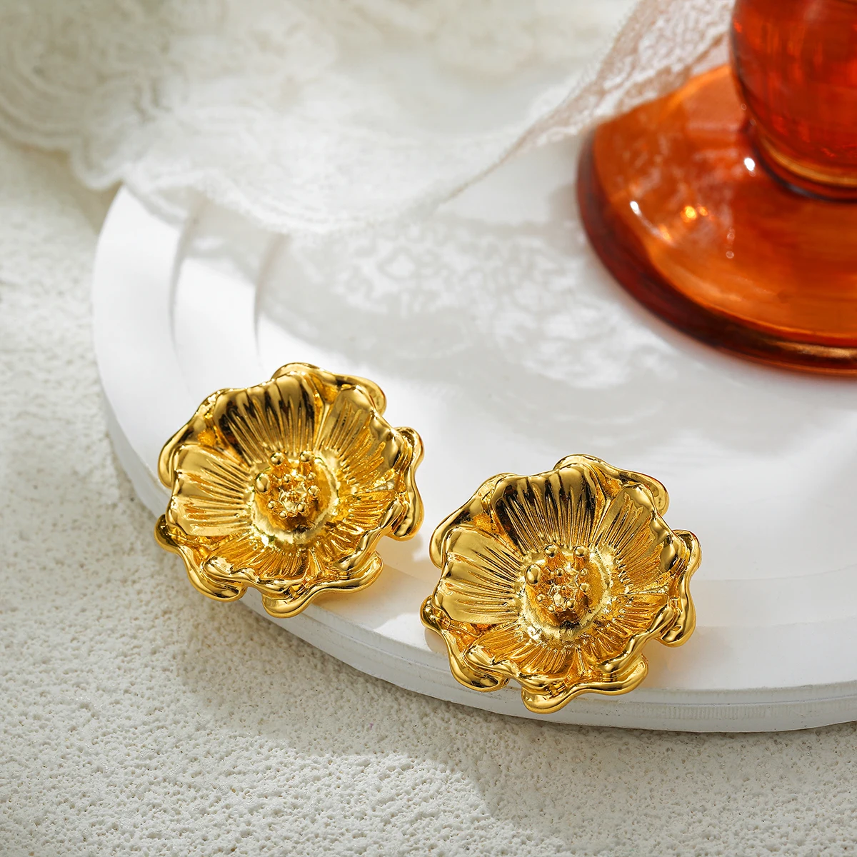 18K Gold Plated Metal Flower Stud Earrings for Women Fashion Stainless Steel Gold Color Waterproof Earring Statement Jewelry