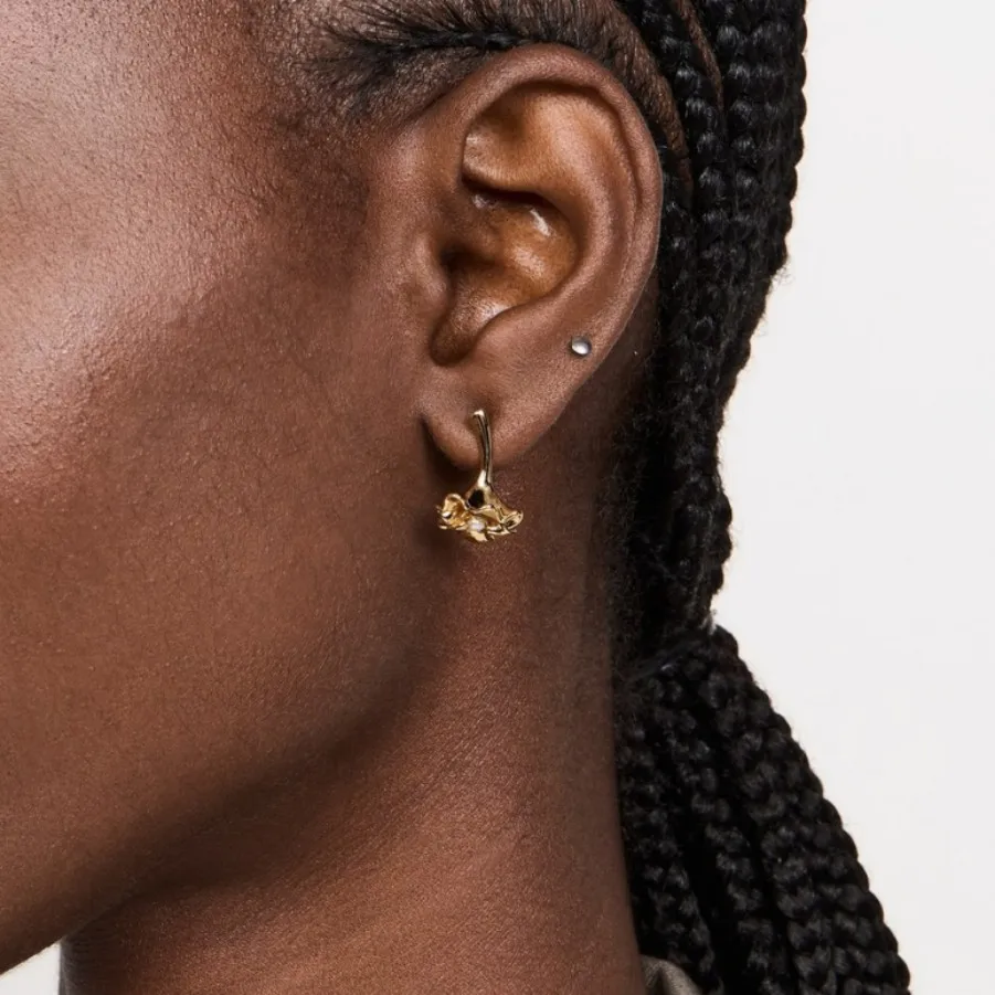 

Gold-plated Vintage Lily Flower Pearl Drop Earrings For Women Charm Luxury Jewelry Trend Earrings Gifts For Girls