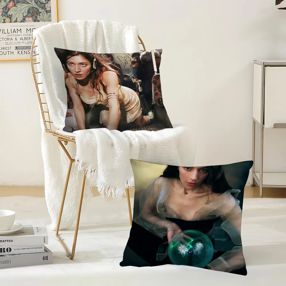 Singer C-Caroline Polachek Pillow Case Suitable For Bedrooms Living Rooms Cars Home Decoration