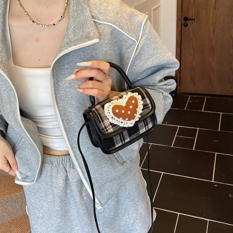 

Famous Designer Leather Women's Crossbody Bag Luxury Brand Popular Classic Elegant Elegant Stitchwork Vintage Bag​