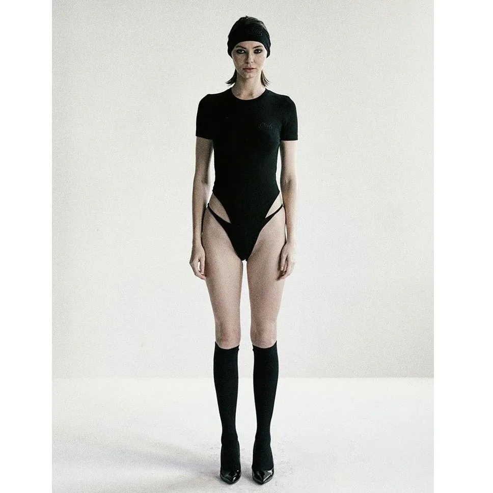 

Женский летний облегающий боди с высокой талией, коротким рукавом, высокой эластичностью и эффектом коррекции фигуры, модный трендовый костюм-боди