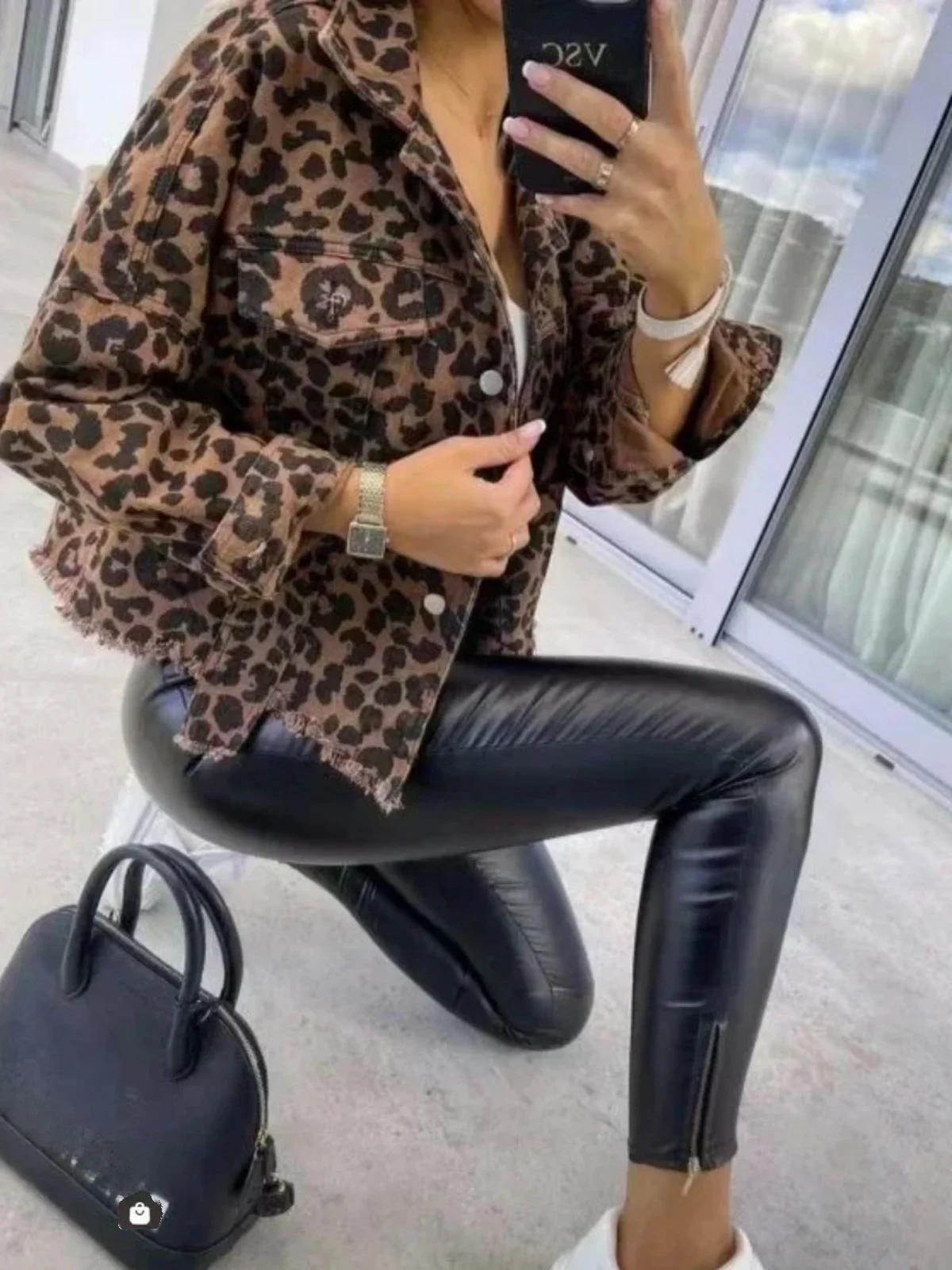 

Loose Leopard Print Long Sve Jaet Women's Street Sle Loose Fit Coat Middle Length Button Closure No Brand Registered