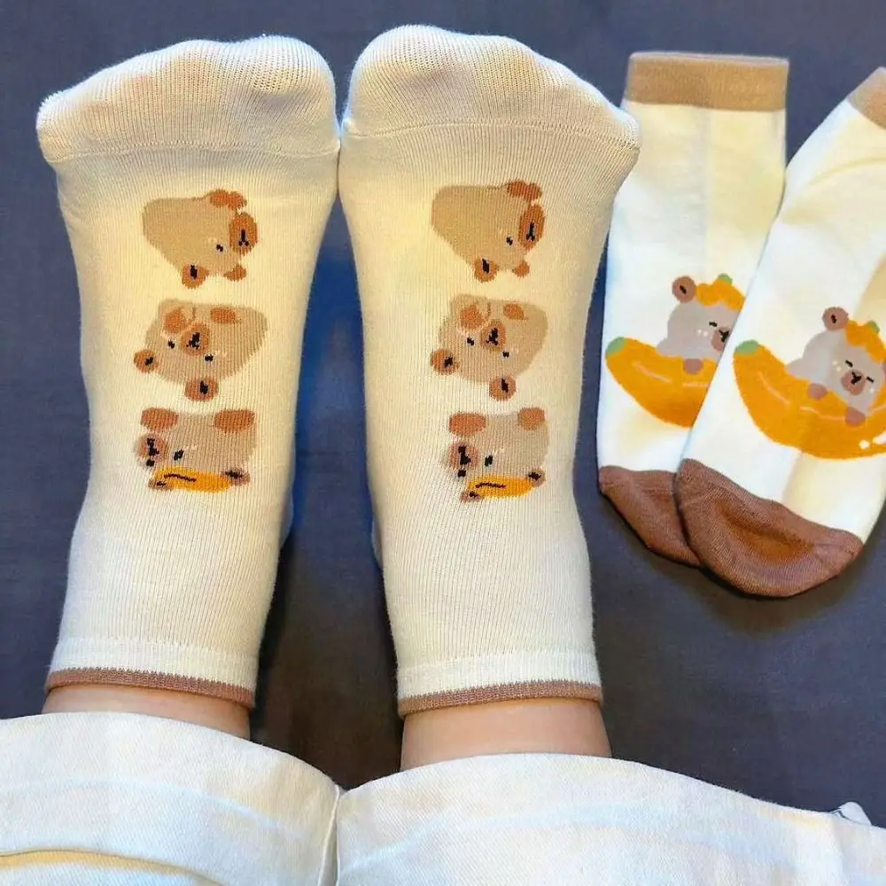 5Pairs Fashion Cartoon Capybara Socks Non-Slip Dot Capybara Mid-tube Socks Breathable Soft Socks Women Outdoor