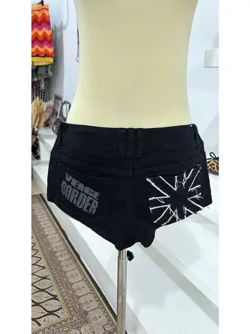 महिलाओं के लिए Y2K विंटेज शॉर्ट्स काले कढ़ाई वाले डेनिम हाई वेस्टेड शॉर्ट्स हॉट गर्ल हिप हॉप वेस्टर्न रेट्रो स्ट्रीट स्टाइल सेक्सी एस्थेटिक 10 best sales काली जींस शॉर्ट्स - №7