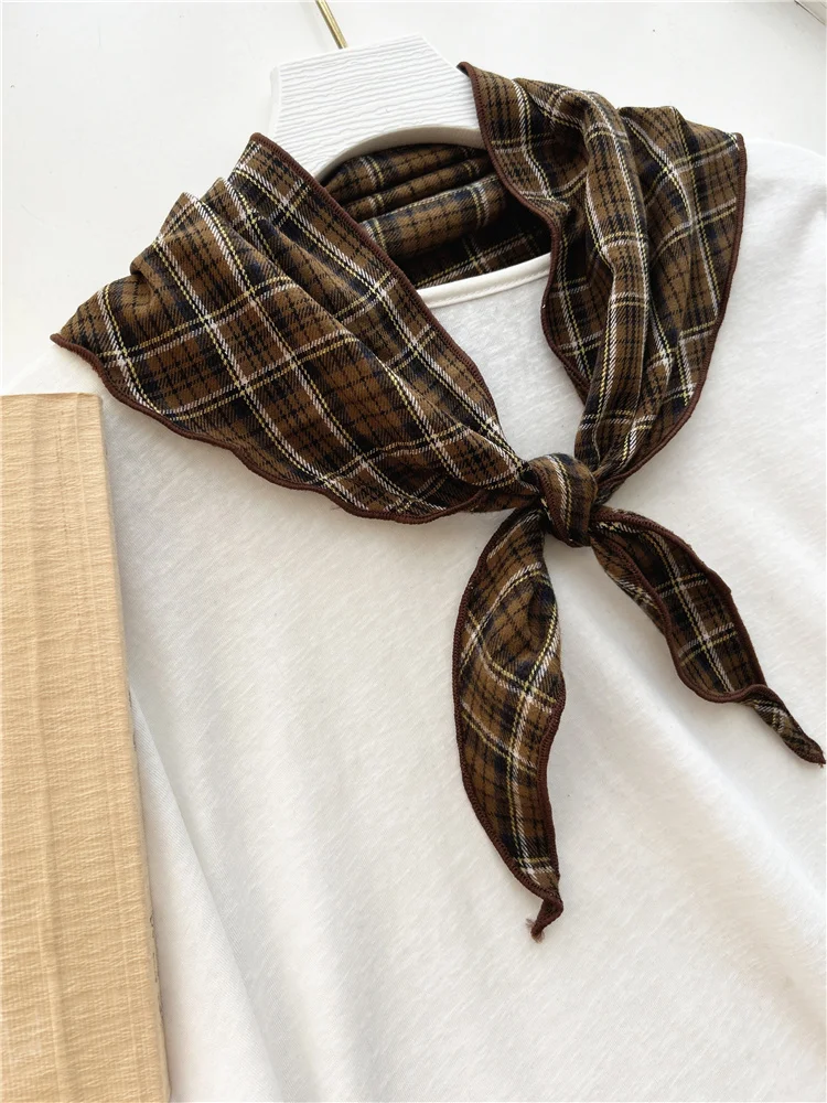 

Хлопковый клетчатый универсальный маленький зимний женский шарф в стиле ретро, шаль, весенне-осенний шарф, защита шеи, мужской треугольный шарф, платок
