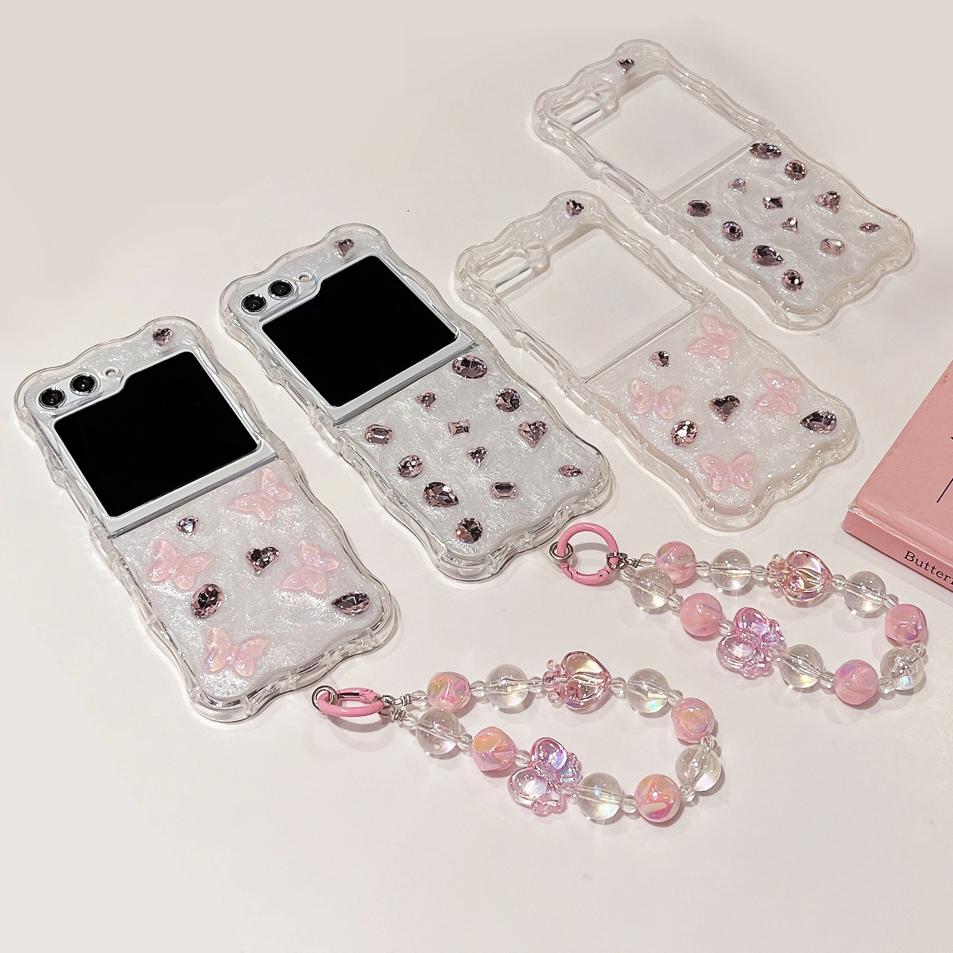 

Light Luxury Love Pink Butterfly three-dimensional diamond for Samsung Z flip6 3 4 5 phone case folding anti-fall