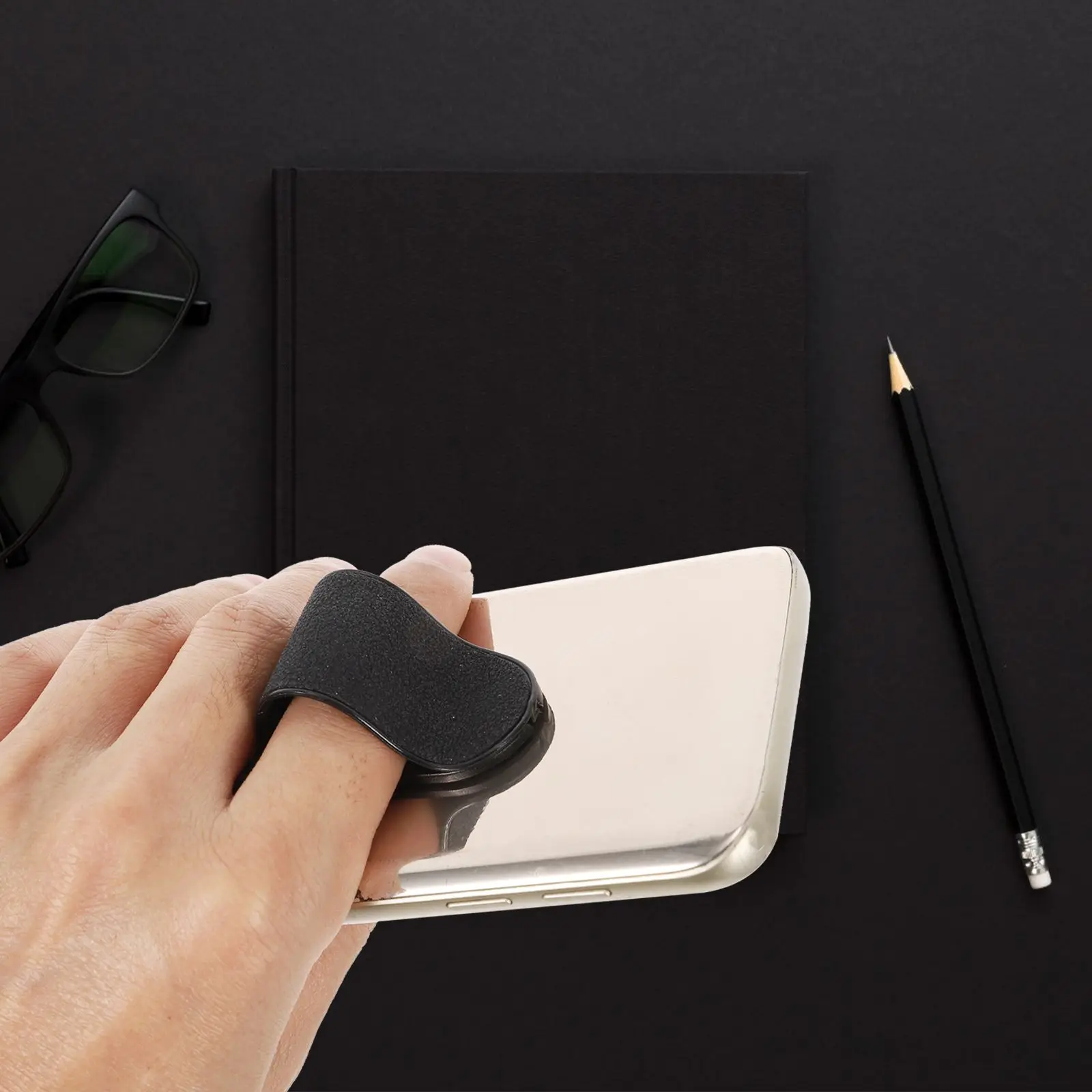 Universal pulseira titular de dedo do telefone móvel anel titular clipe de dedo para caso aperto seguro puxar mão telefones celulares suporte