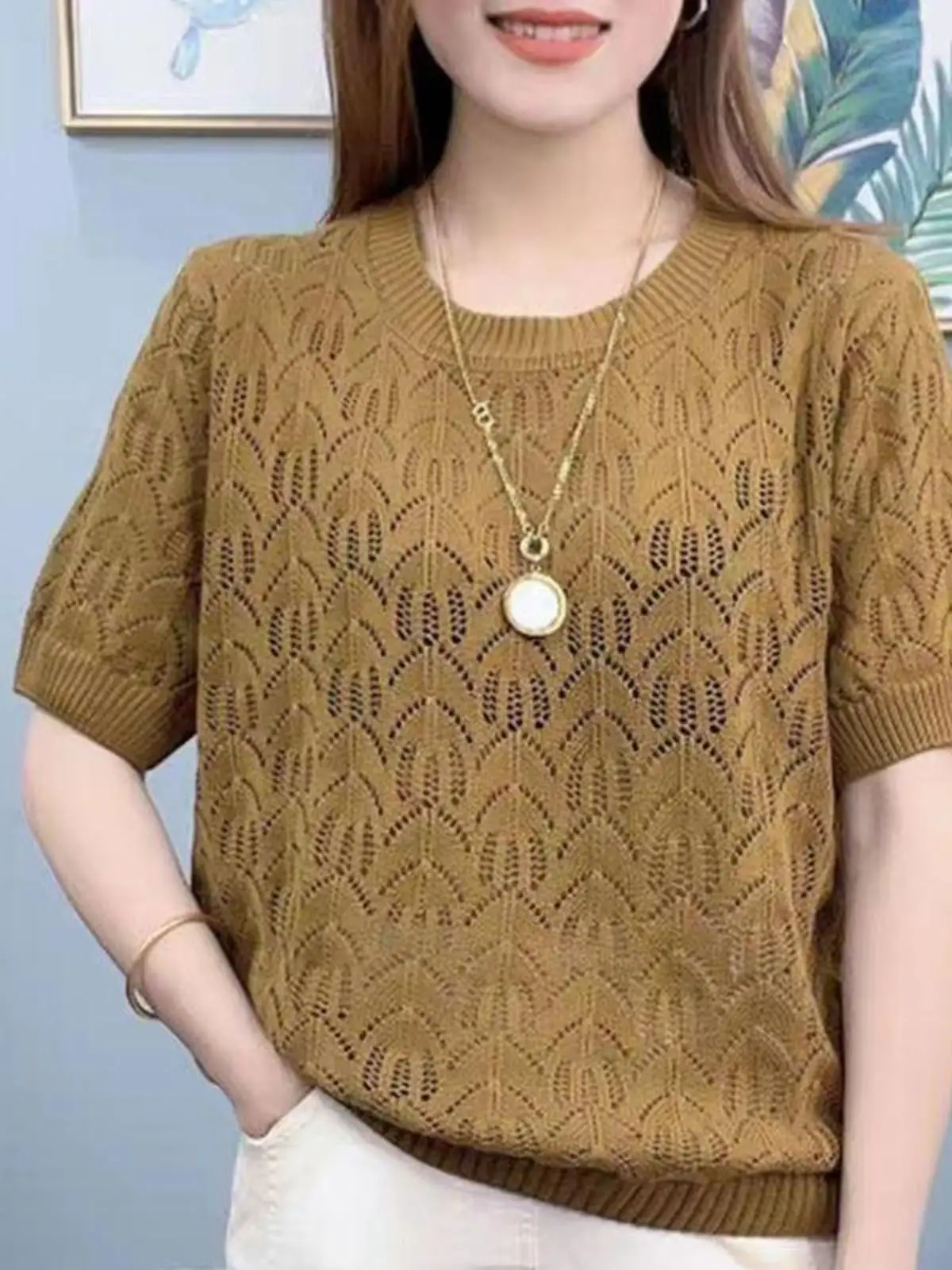 camiseta-feminina-nova-de-verao-em-seda-gelada-com-trico-vazado-gola-redonda-cor-solida-versatil-solta-efeito-emagrecedo