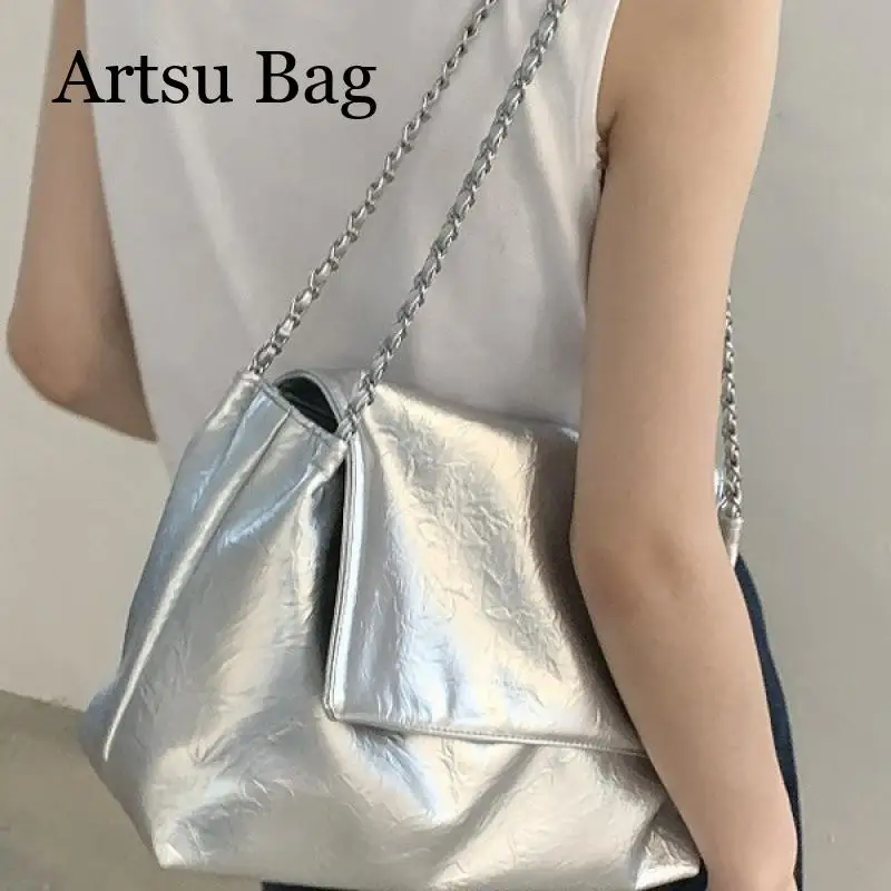 

Underarm Bag Women's New Trendy Fashionable Summer Chain Bag Versatile Lightweight Large Capacity Shoulder Crossbody Bag