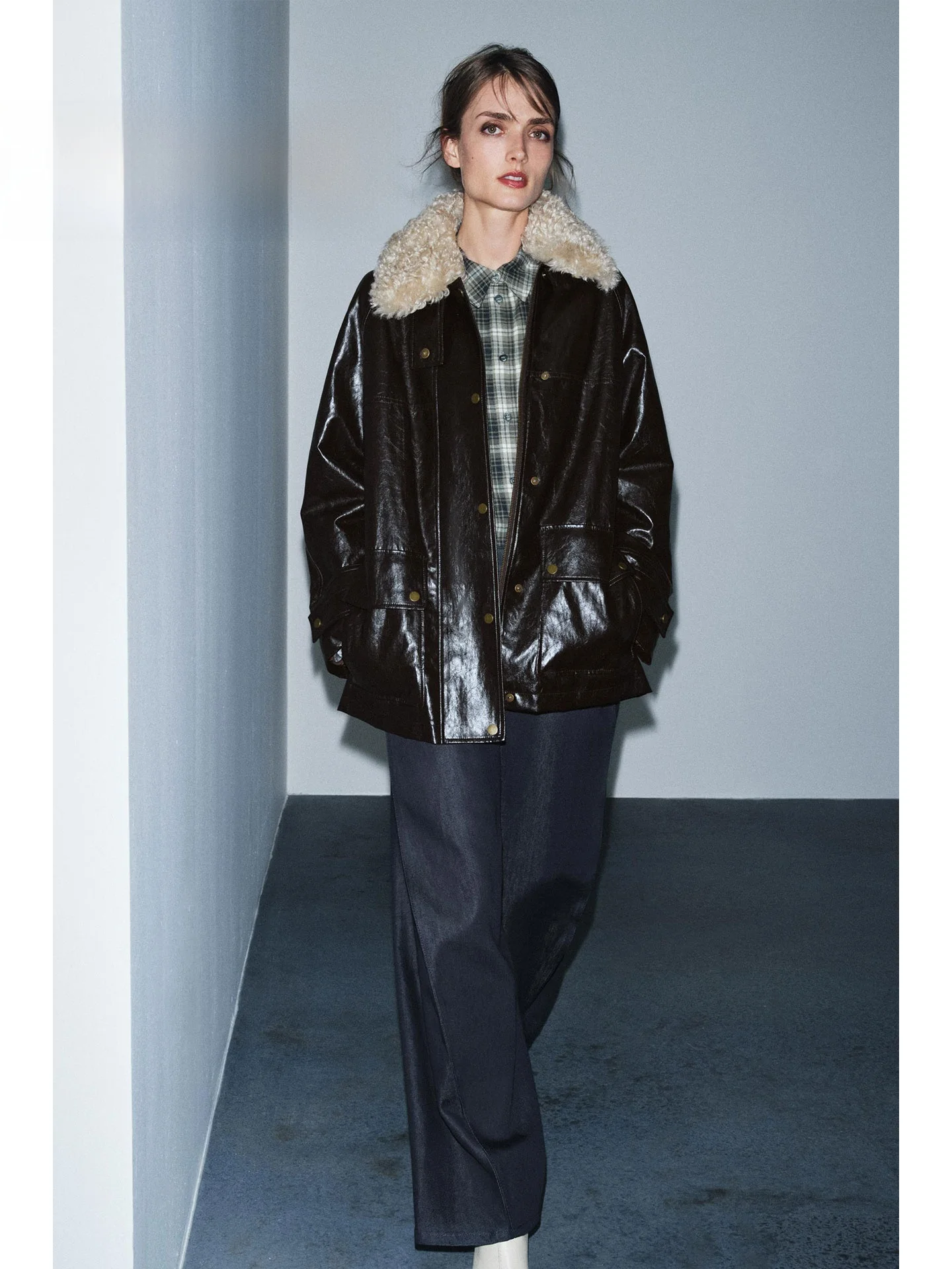 2026年春 レディース 多用途襟付きコート フェイクファー風 アメリカンレトロ スタイリッシュ カジュアル ティエンデッド ロングスリーブ ジッパー開閉