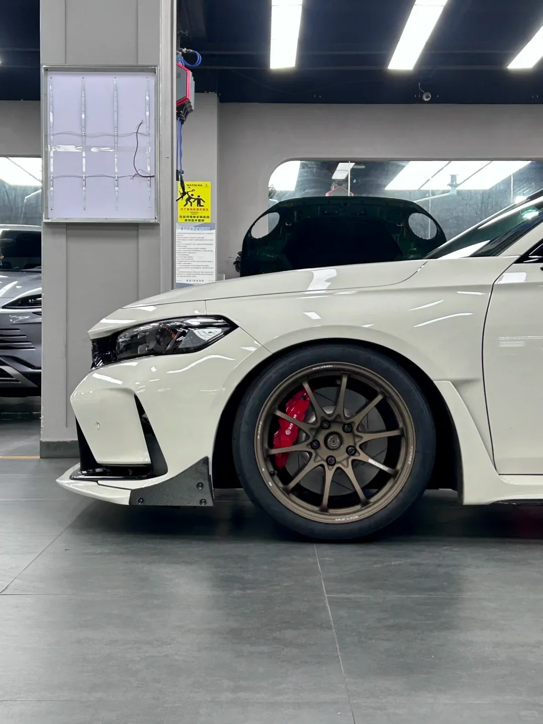 

FL5 Carbon Fiber Fender for Type-R FL5 Fenders