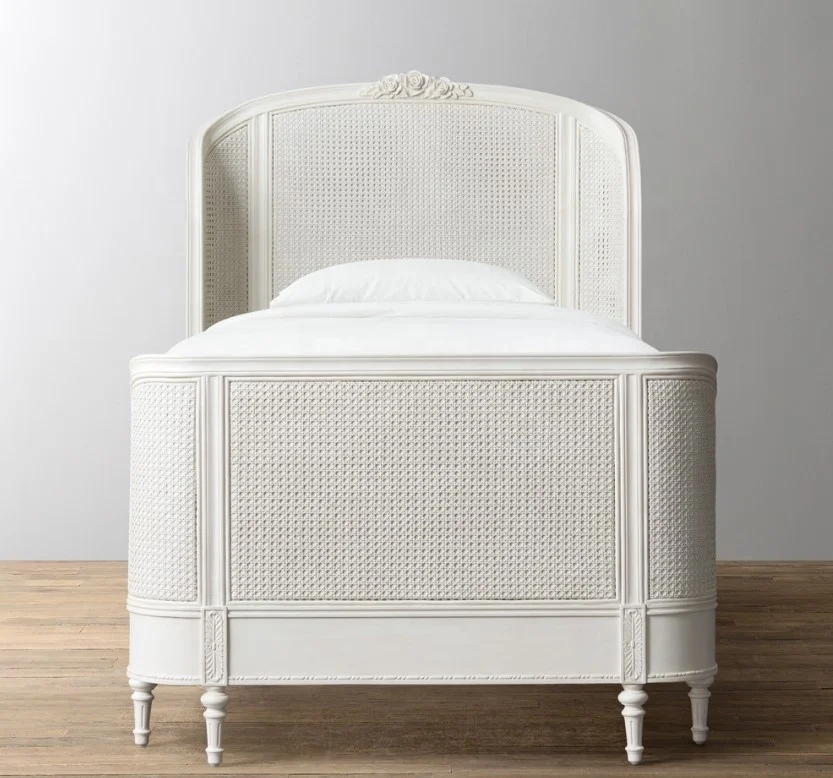 French Solid Wood Veneer Retro Bedroom Furniture Solid Wood Rattan Bed
