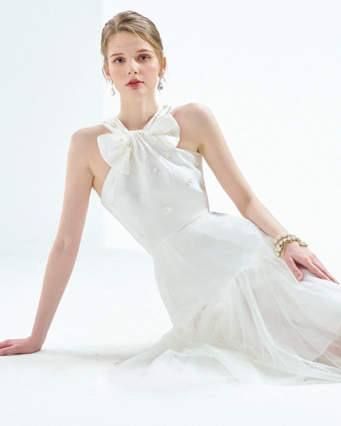 Personalizado requintado organza a linha de cristal 3d arco vestido de noite delicado sem mangas o pescoço chá comprimento sob medida vestidos de ocasião